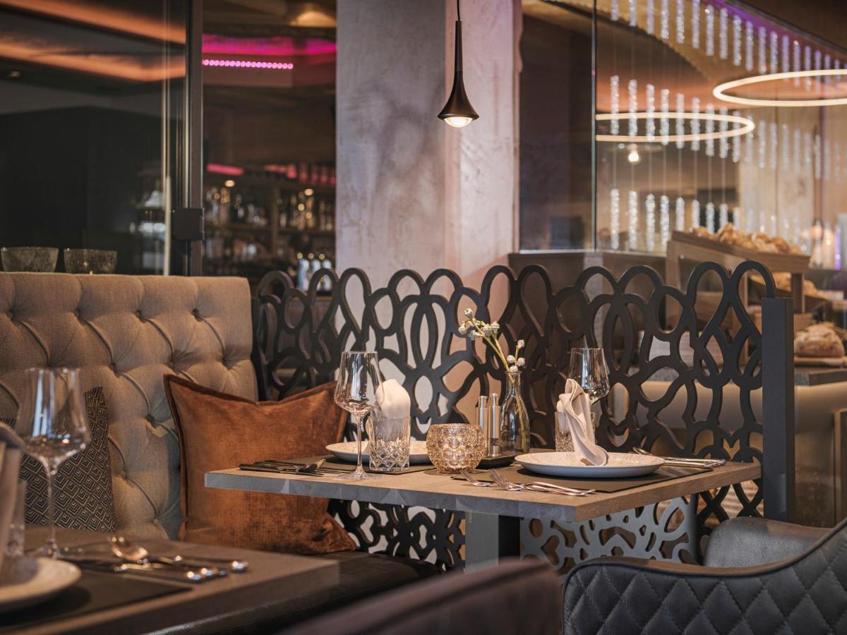 Hotel Bergkristall Zillertal - Adults Only 14 Years Plus 希帕赫 外观 照片
