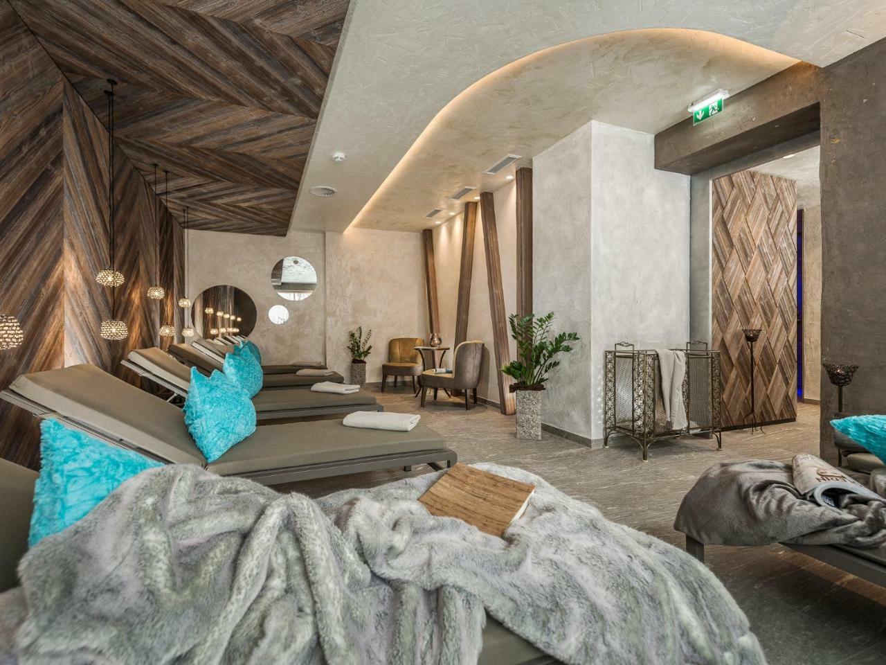 Hotel Bergkristall Zillertal - Adults Only 14 Years Plus 希帕赫 外观 照片